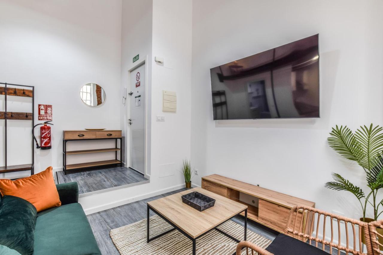 شقة مدريد  في Lofts Business Bernabeu المظهر الخارجي الصورة
